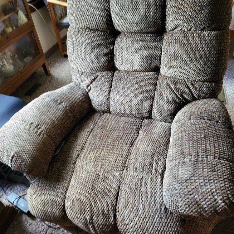 Lift chair
