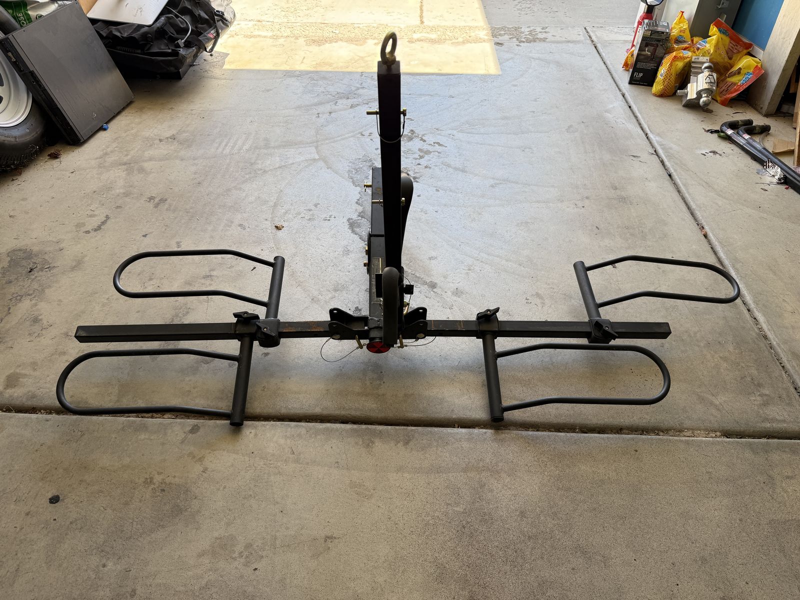 GUIDE GEAR Guide Gear Fat Tire Bike Hitch Carrier Rack, 2-Bike Capacity