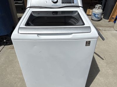 GE Top Load Washing Machine - White, Excellent Condition