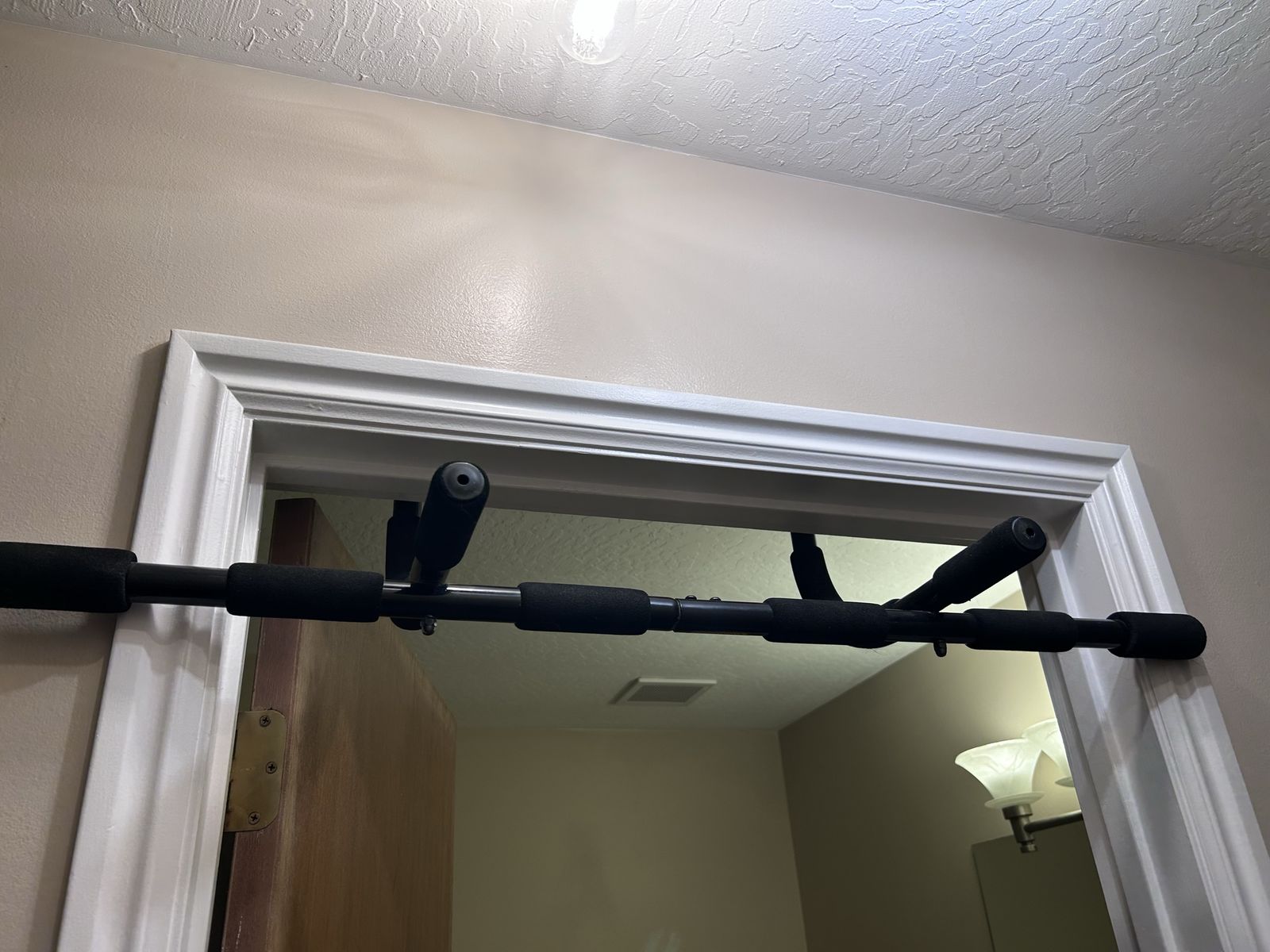 Doorframe Pull-Up Bar Chin-Up Bar