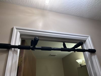 Doorframe Pull-Up Bar Chin-Up Bar
