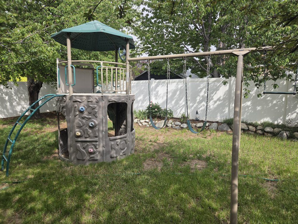 lifetime adventure tower playset