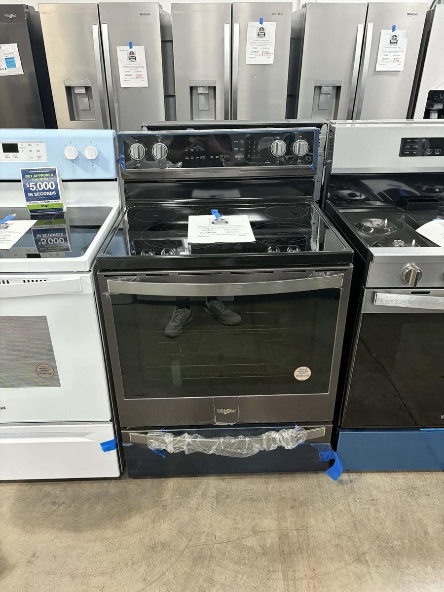 NEW WHIRLPOOL BLACK STAINLESS ELECTRIC CONVECTION RANGE