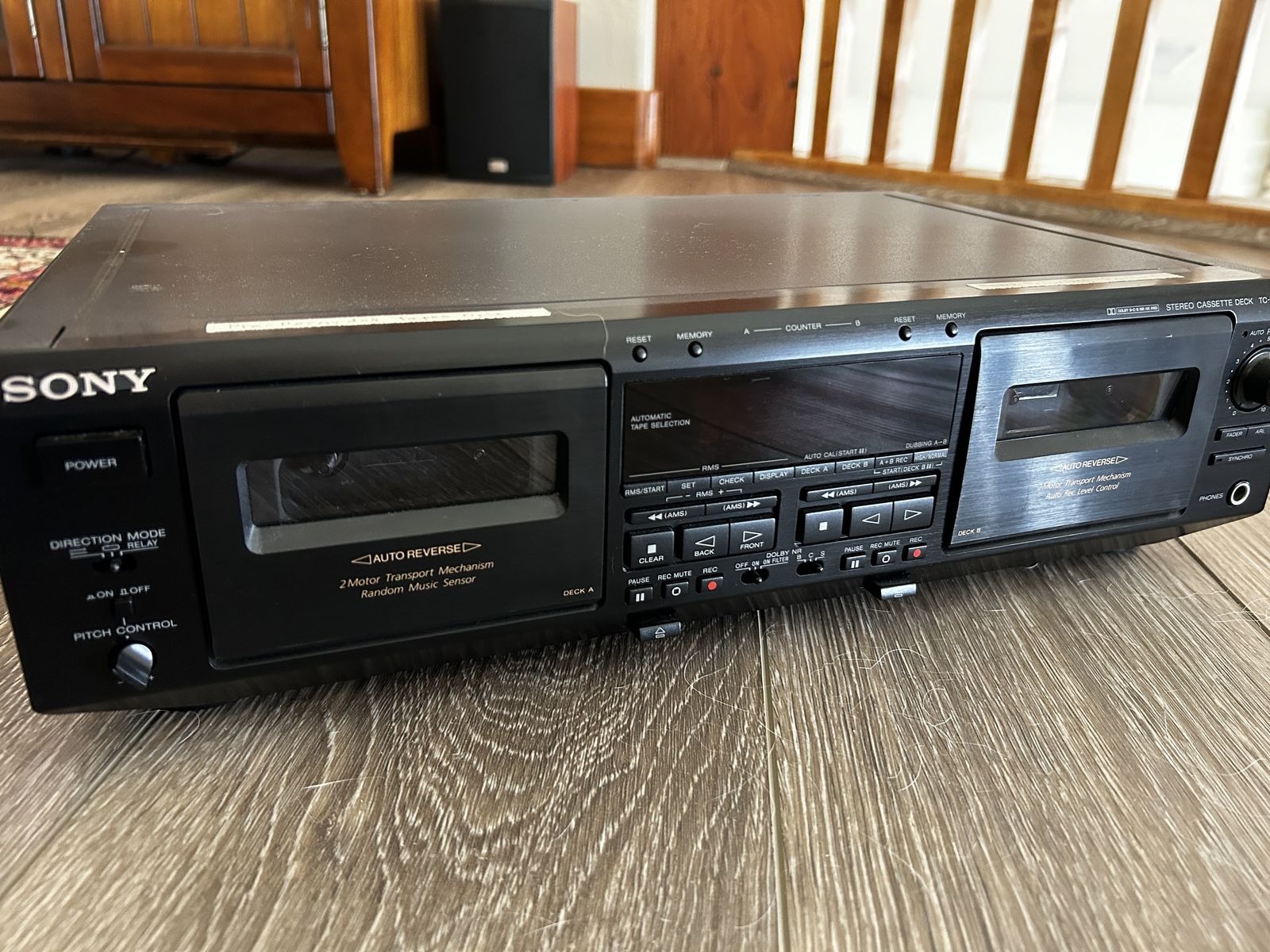 Sony vintage dual cassette deck (TC-WE805S)