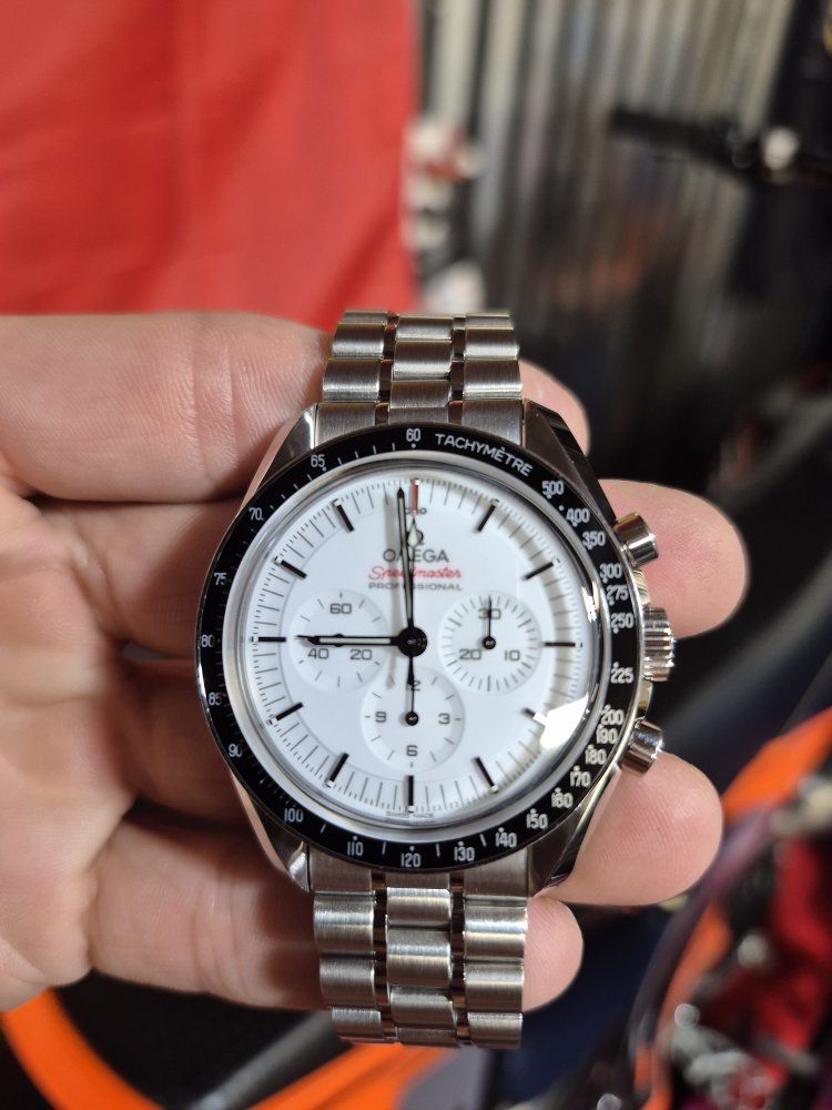 Omega Speedmaster White Dial