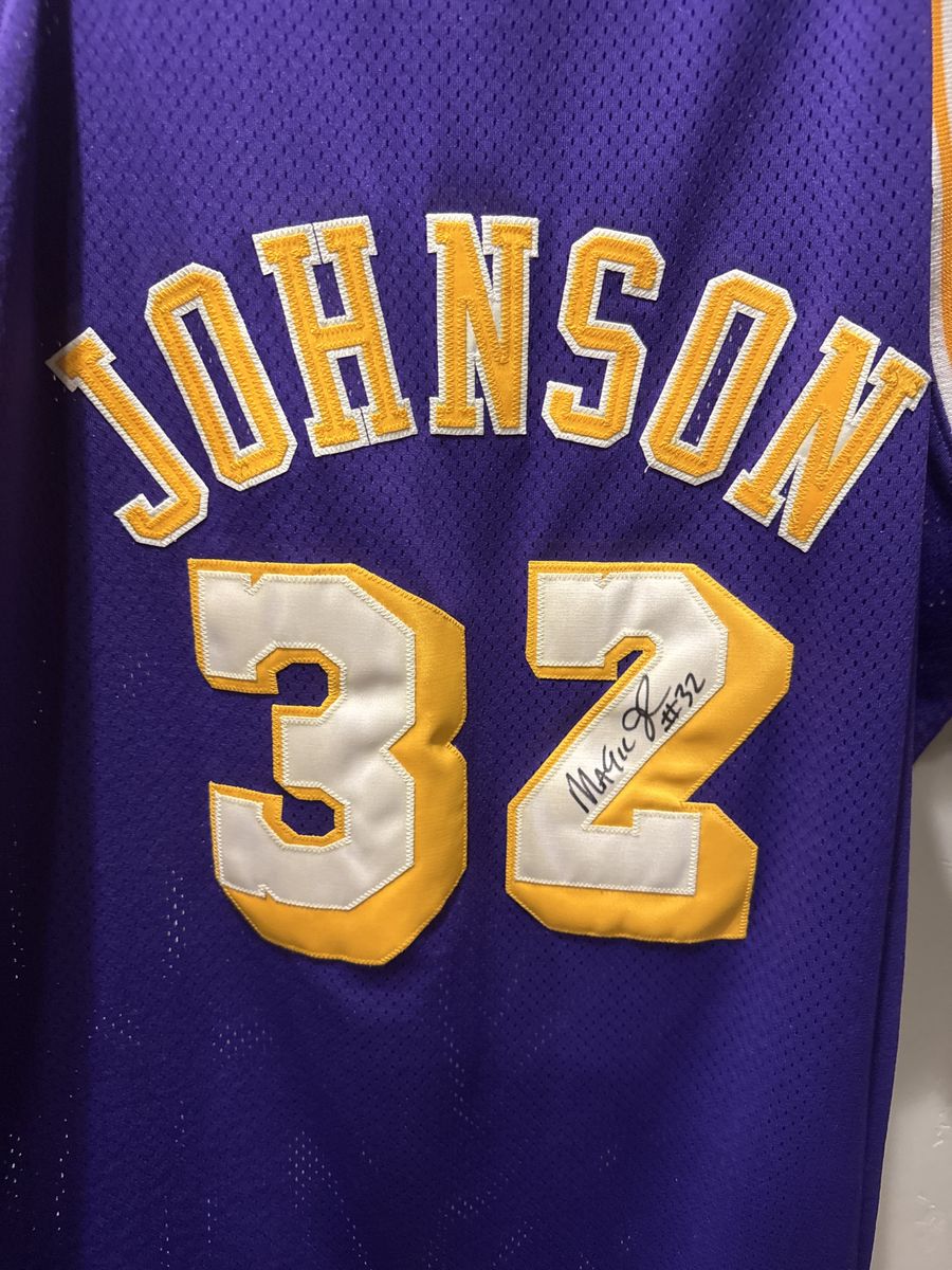 Magic Johnson signed jersey