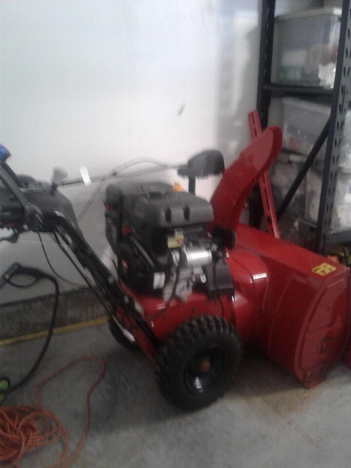 Toro Snowblower 32 Inch