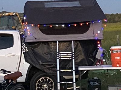 Hutch Daly 2 W/Skylights