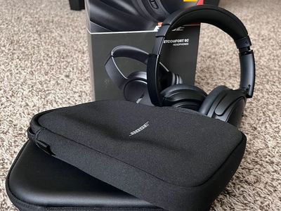 Bose QuietComfort SC Noise-Cancelling Headphones