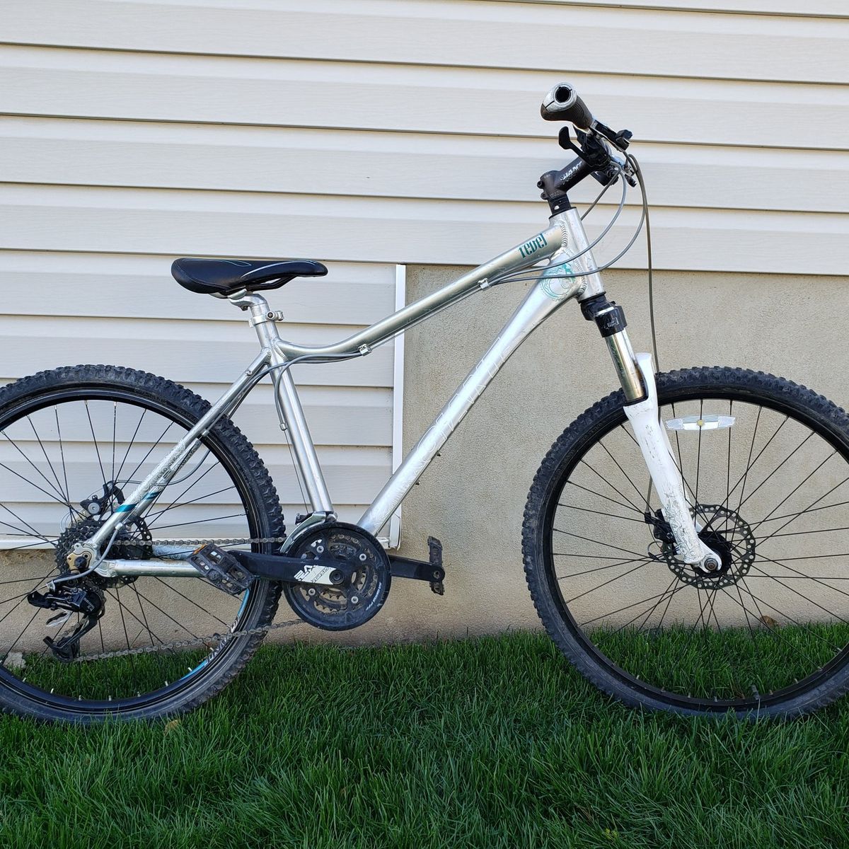 Giant Revel W1 Women's Bike