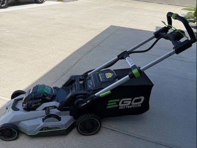 EGO Power Mower 21" Select cut XP self propelled with touch drive DUAL Blade with 10.0 AH battery