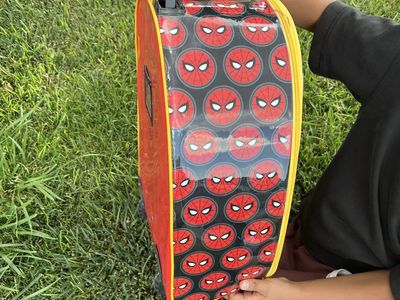 Marvel Spider-Man Kids Rolling Luggage Suitcase - Queens Welcome Graphic
