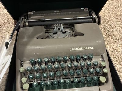 Vintage Smith-Corona Sterling Typewriter with Case - Classic Manual Typewriter