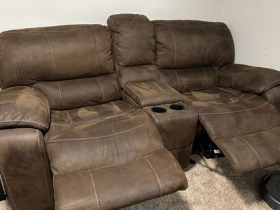 Reclining Couch & Love seat