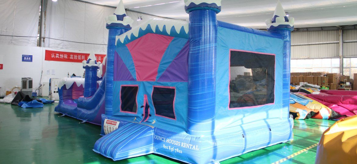 bounce houses side combo
