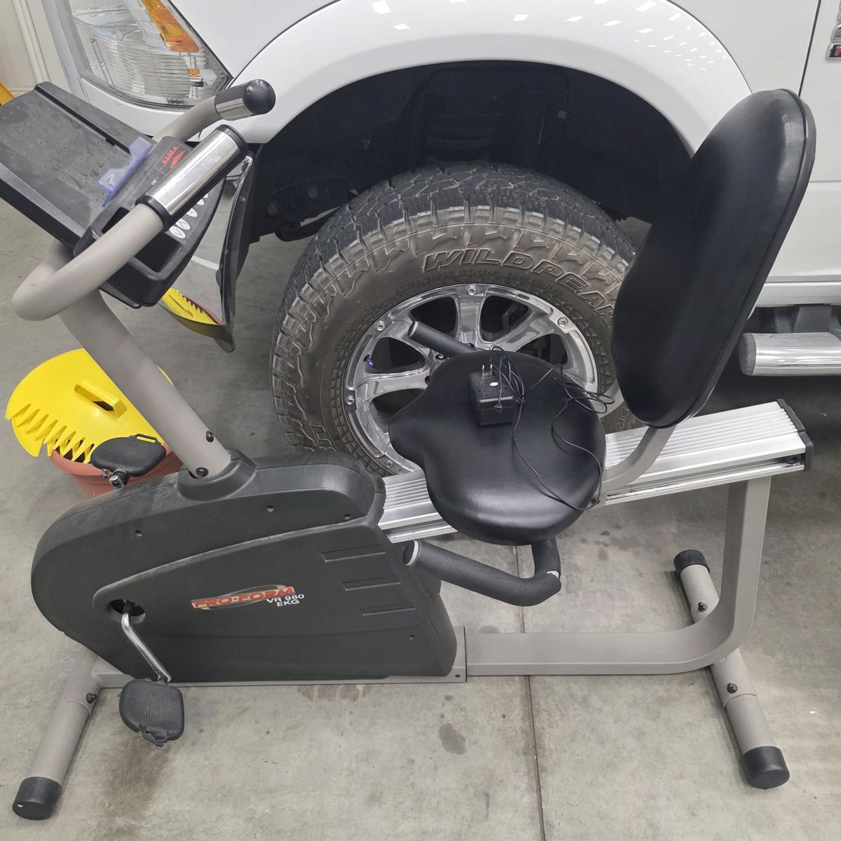 recumbent exercise bike