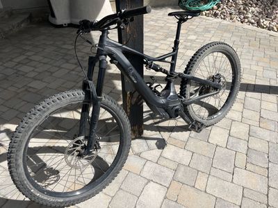 Specialized LEVO FSR Ebike - size M