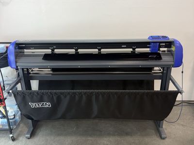 Titan 2 Plotter