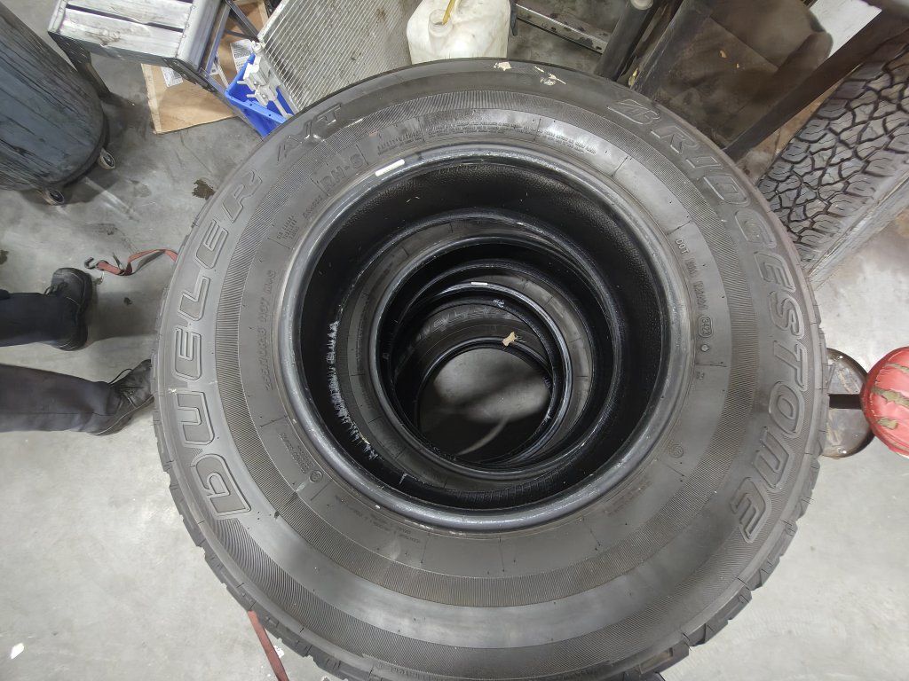 Bridgestone Dueler A/T 255/70R18