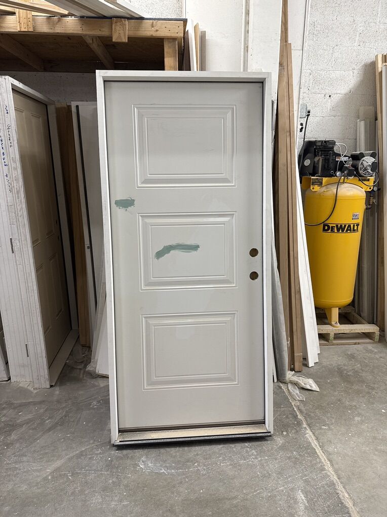 Scratch And Dent Doors