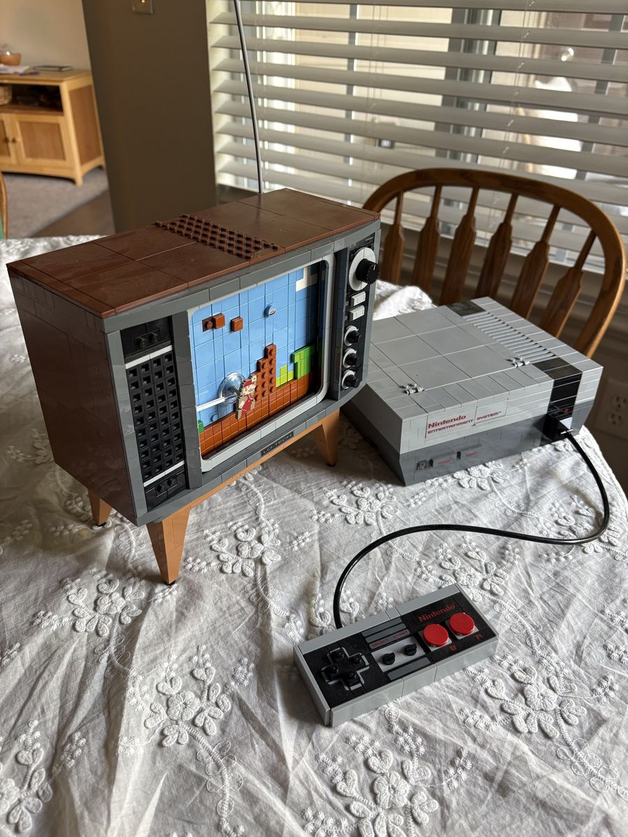 Lego Nintendo Entertainment System 71374