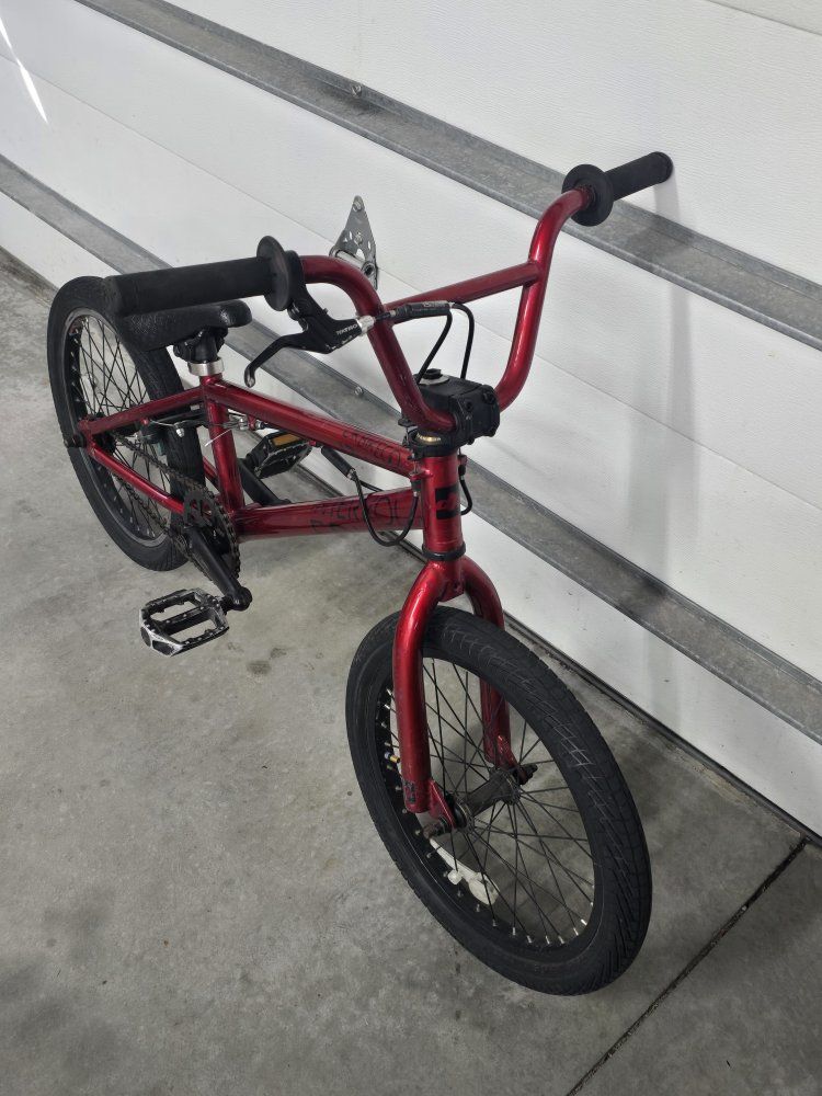 DK Bike Co. Intervol BMX Bike - Red, Used, Great Condition
