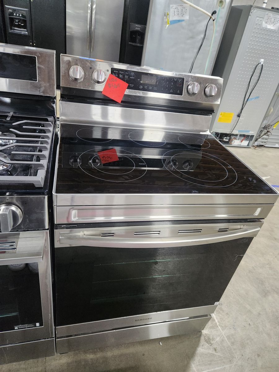 Brand New! Samsung Stainless Steel Electric Range Stove