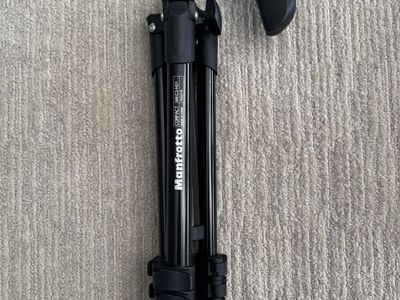 Manfrotto Compact 3-Way Tripod (MKC3-H01) — Like New $40