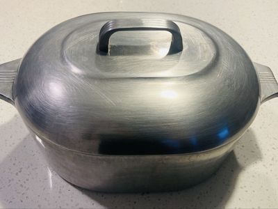 Magnalite 8 QT Roaster Dutch Oven