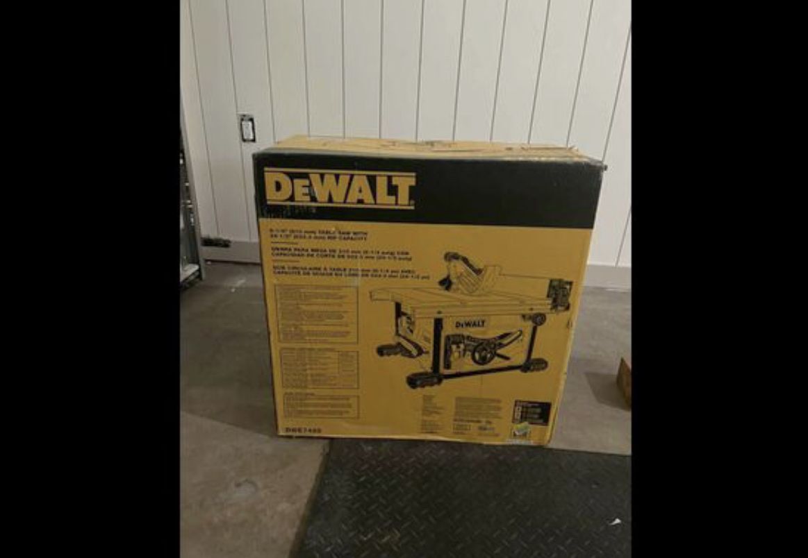 New Dewalt 8 1/4 Inch Table Saw