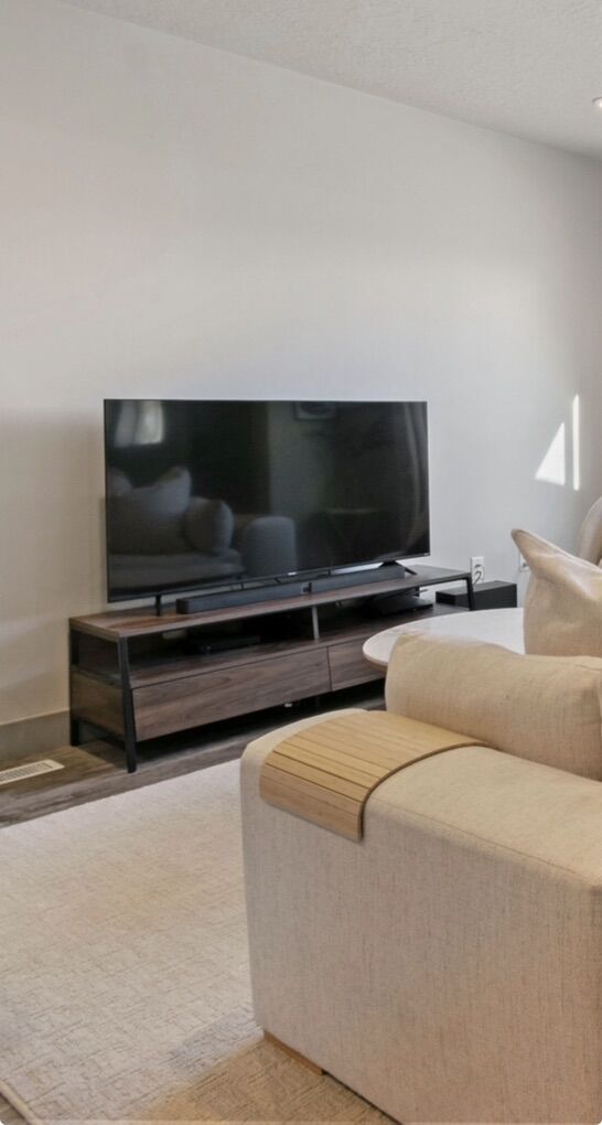 Beautiful Mid-Century Modern TV Stand