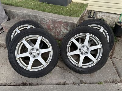 Discoverer True North Winter Tires 225/55R17 & Rim