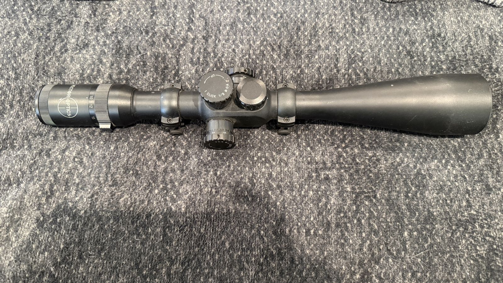 Vector optics 10-40x56 scope, comes with rings.