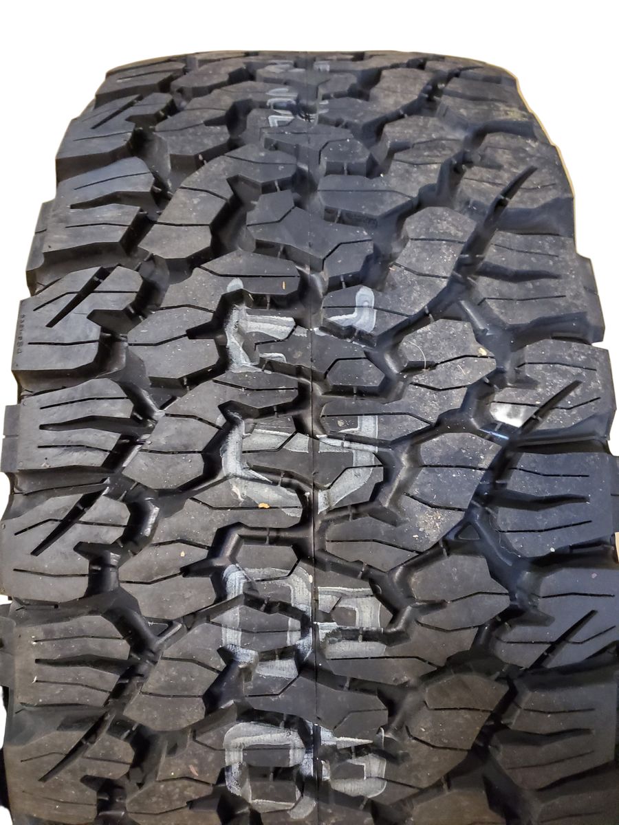 4 BFGOODRICH ALL-TERRAIN T/A KO2 BSW LT 33 12.5 17 120S 10PLY TIRE 36394