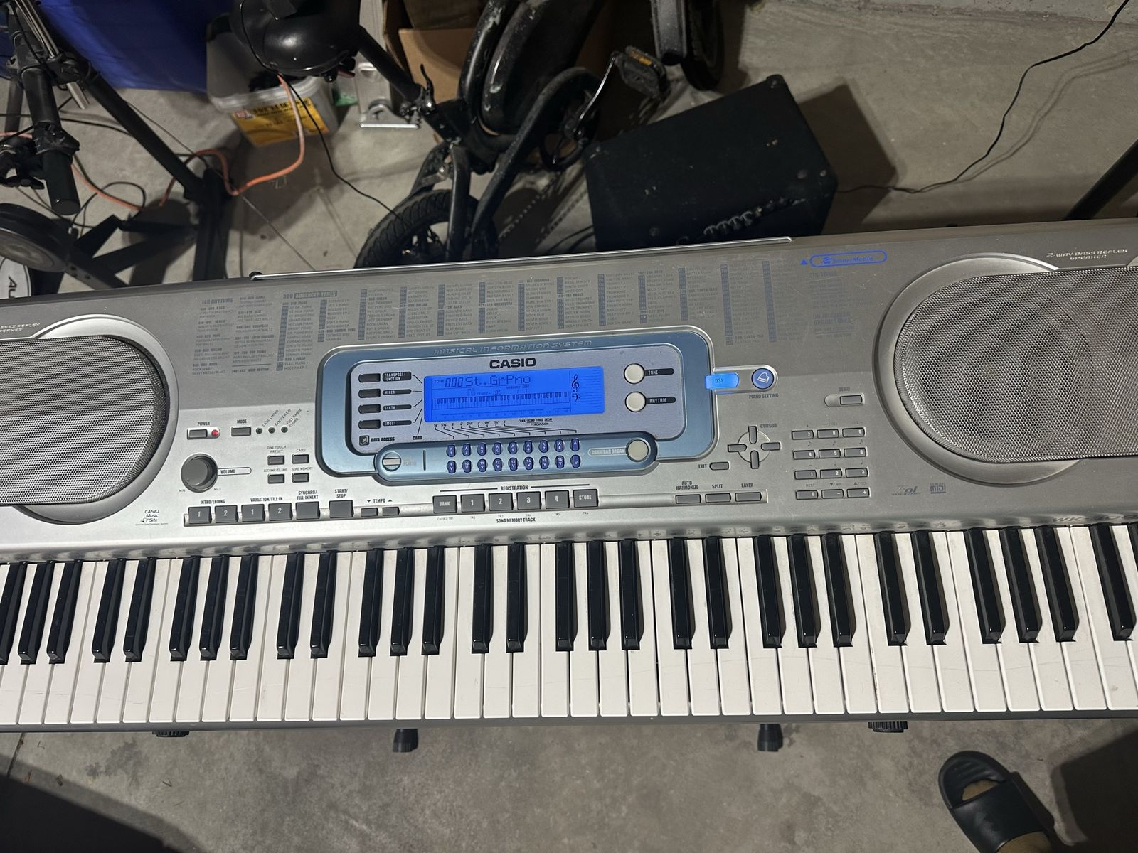 Casio WK-3000 keyboard