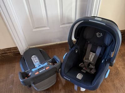 Uppababy Mesa baby car seat uppababy baby expires 2027