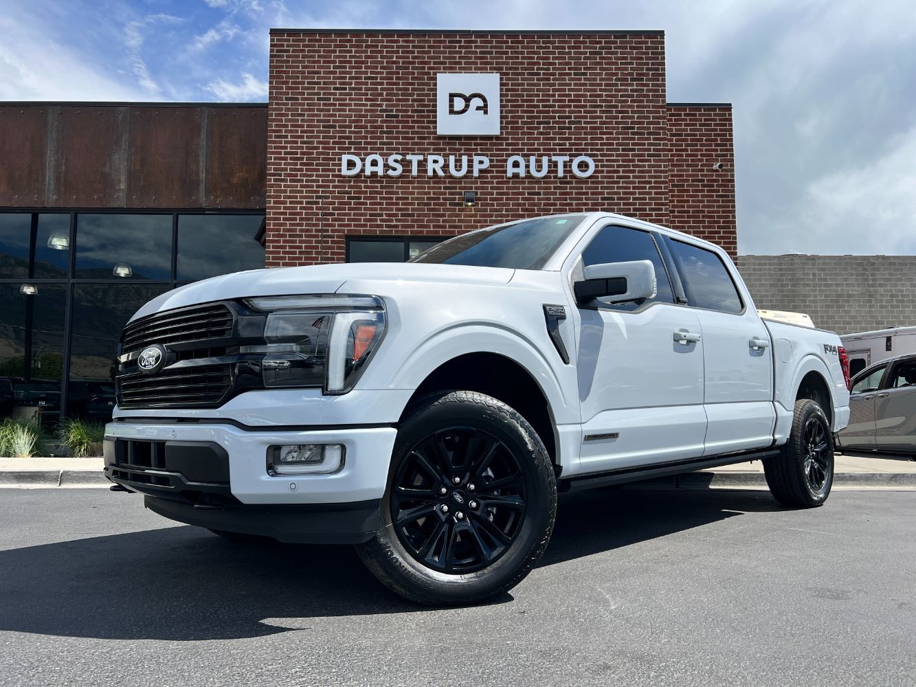 2025 Ford F-150 Platinum
