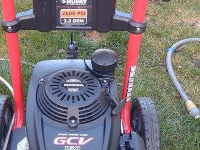 Pressure washer "Husky" 2600 PSI Honda motor