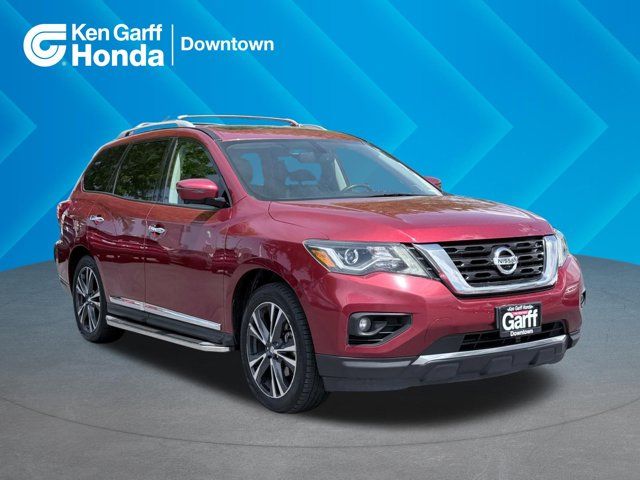 2017 Nissan Pathfinder Platinum