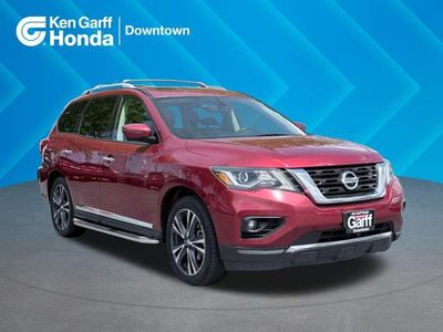 2017 Nissan Pathfinder Platinum