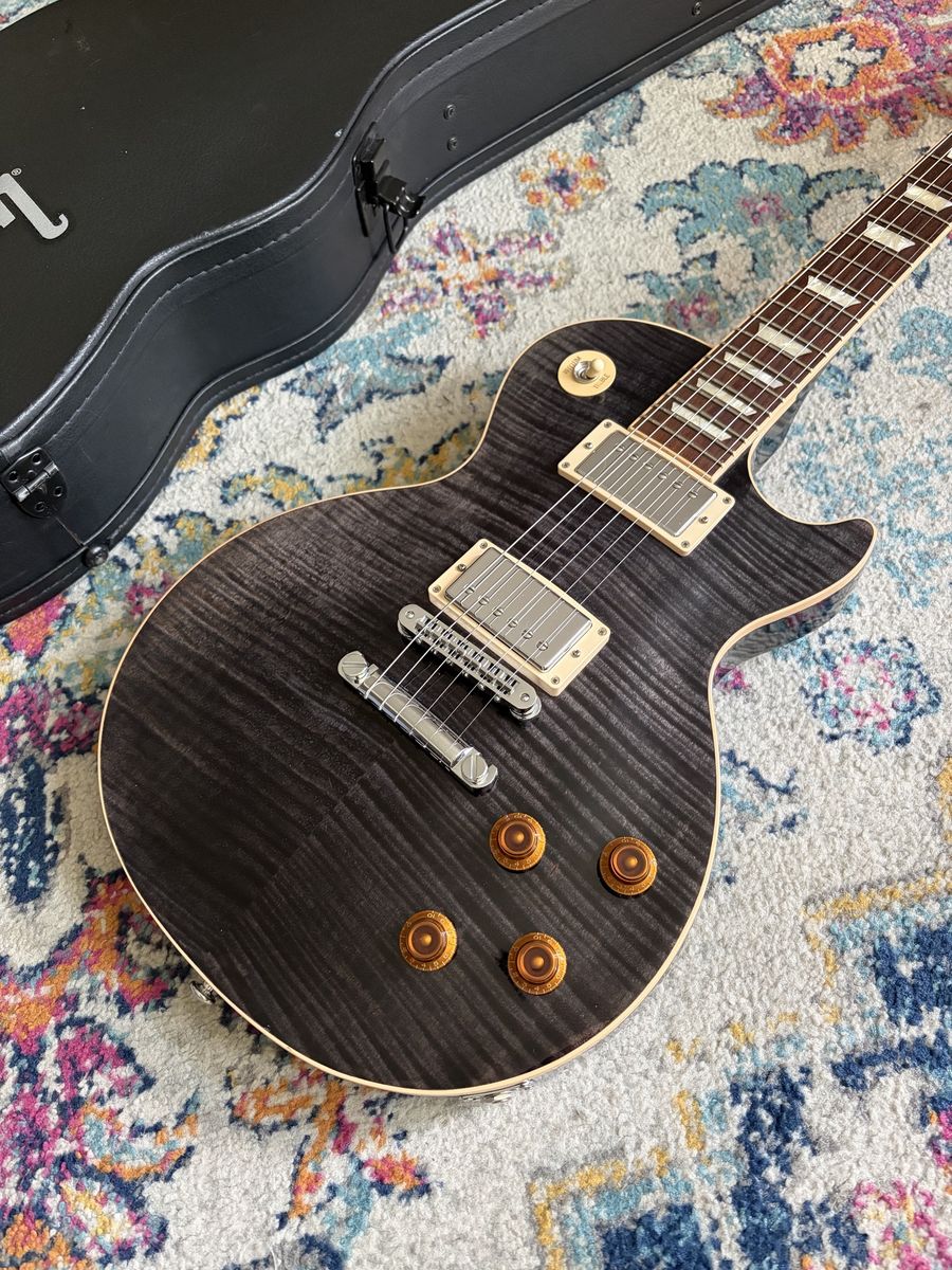 (8lbs) Gibson Les Paul Standard Flame Top