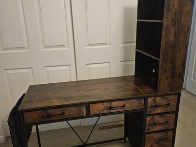 FREE Lightweight Small Computer Desk with side shelf, Fabric Drawers, and Side Pockets