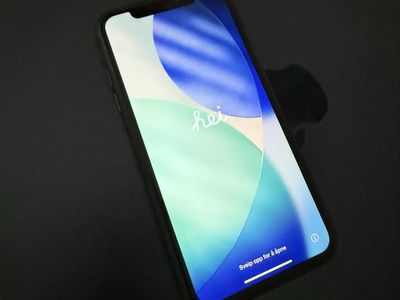 iPhone 11 - Unlocked