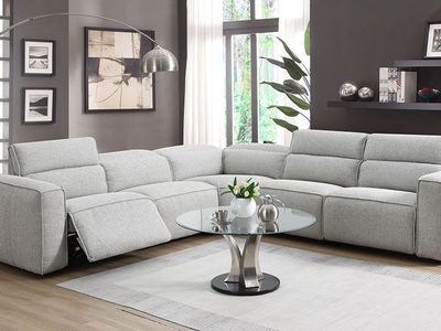 BRAND NEW! Full Power Adjust Beautiful Sectional