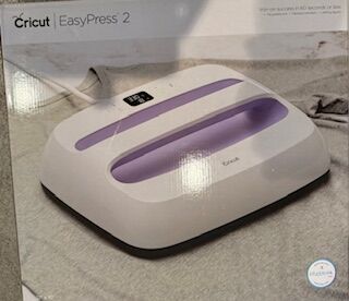 Cricut Easy-Press 2 (only used once)
