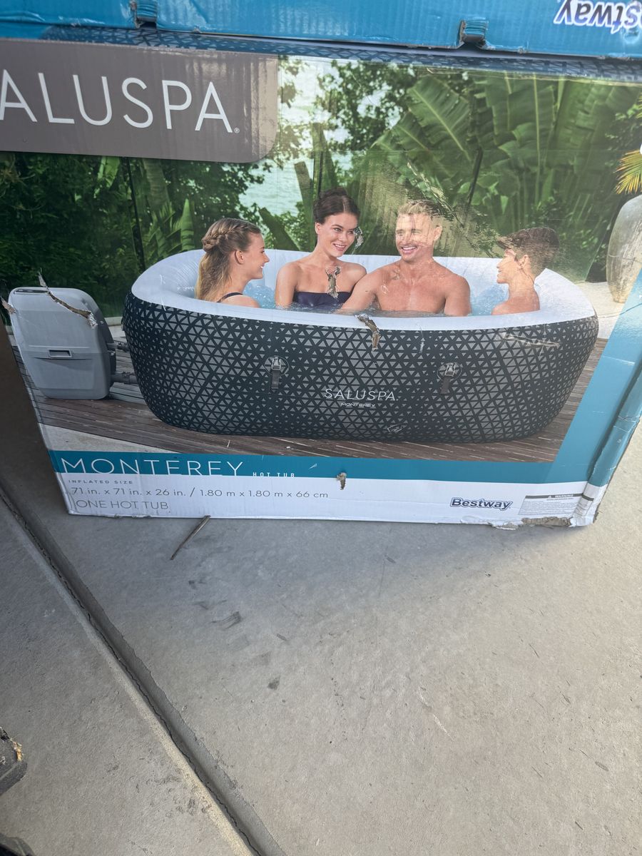 saluspa monterey Inflatable hot tub