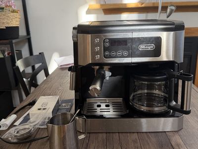 De'Longhi All-In-One Coffee and Espresso Machine