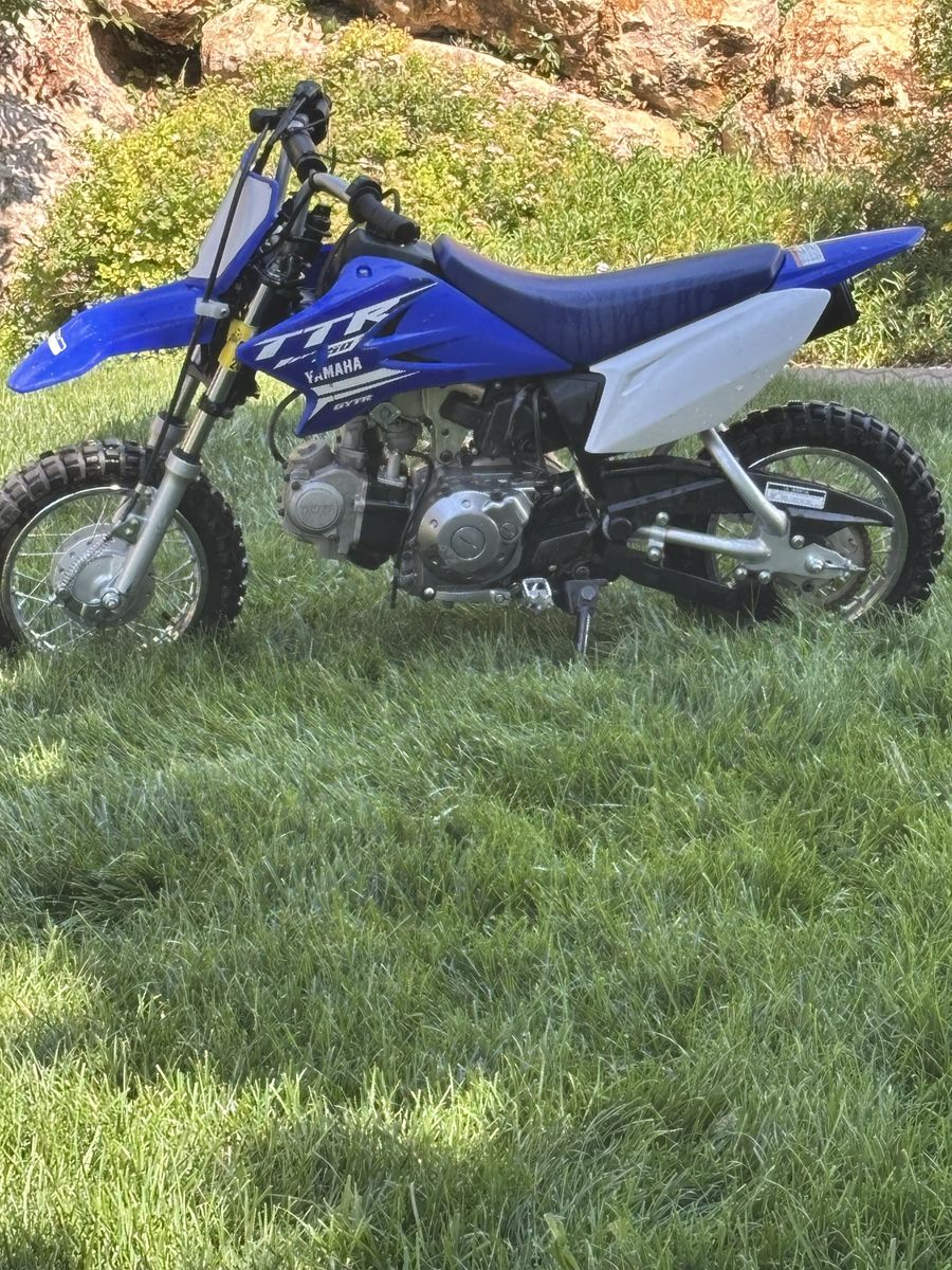 2019 Yamaha TTR-50E 50cc Kids Electric Start Dirt Bike - Blue/White, Excellent Condition