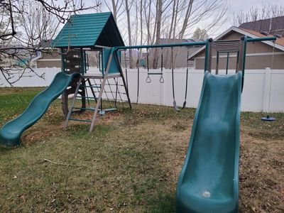 Lifetime Kid's Big Stuff Metal Swing Set w/ Slid