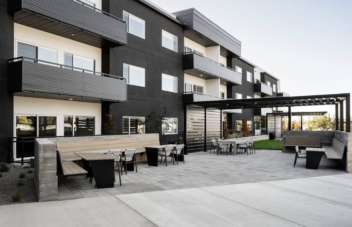 Layton apartment (Lease Takeover) The Clara